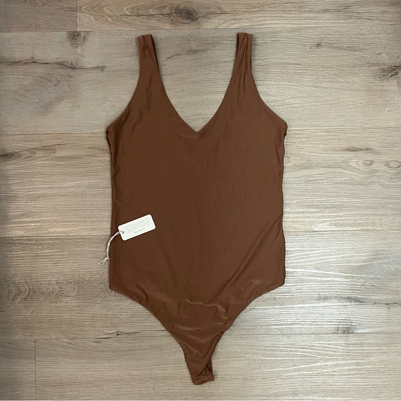 SMOOTHEZ BODYSUIT - Picture 4 of 11